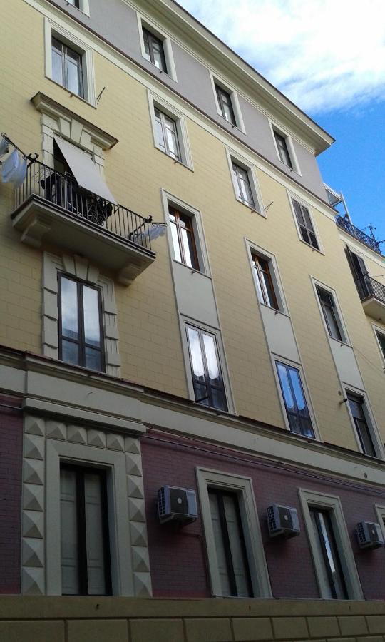 Primo Posto Bed and Breakfast Salerno Exteriör bild