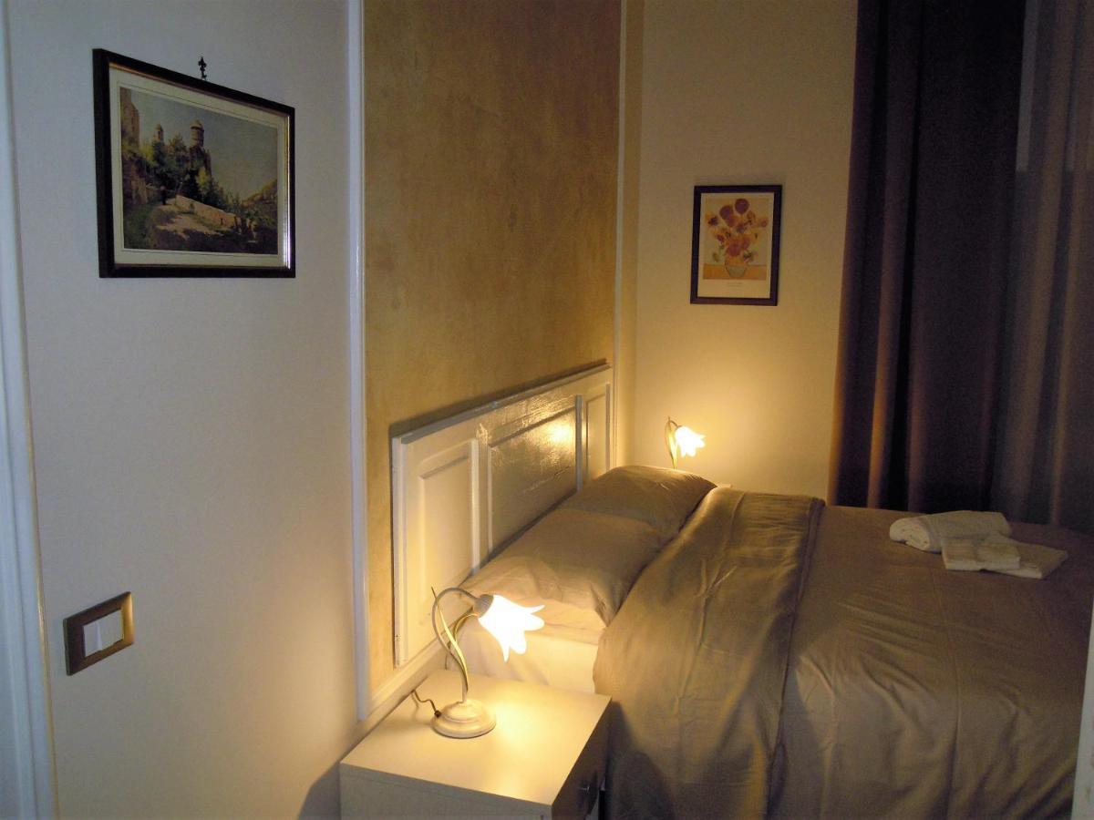 Primo Posto Bed and Breakfast Salerno Exteriör bild