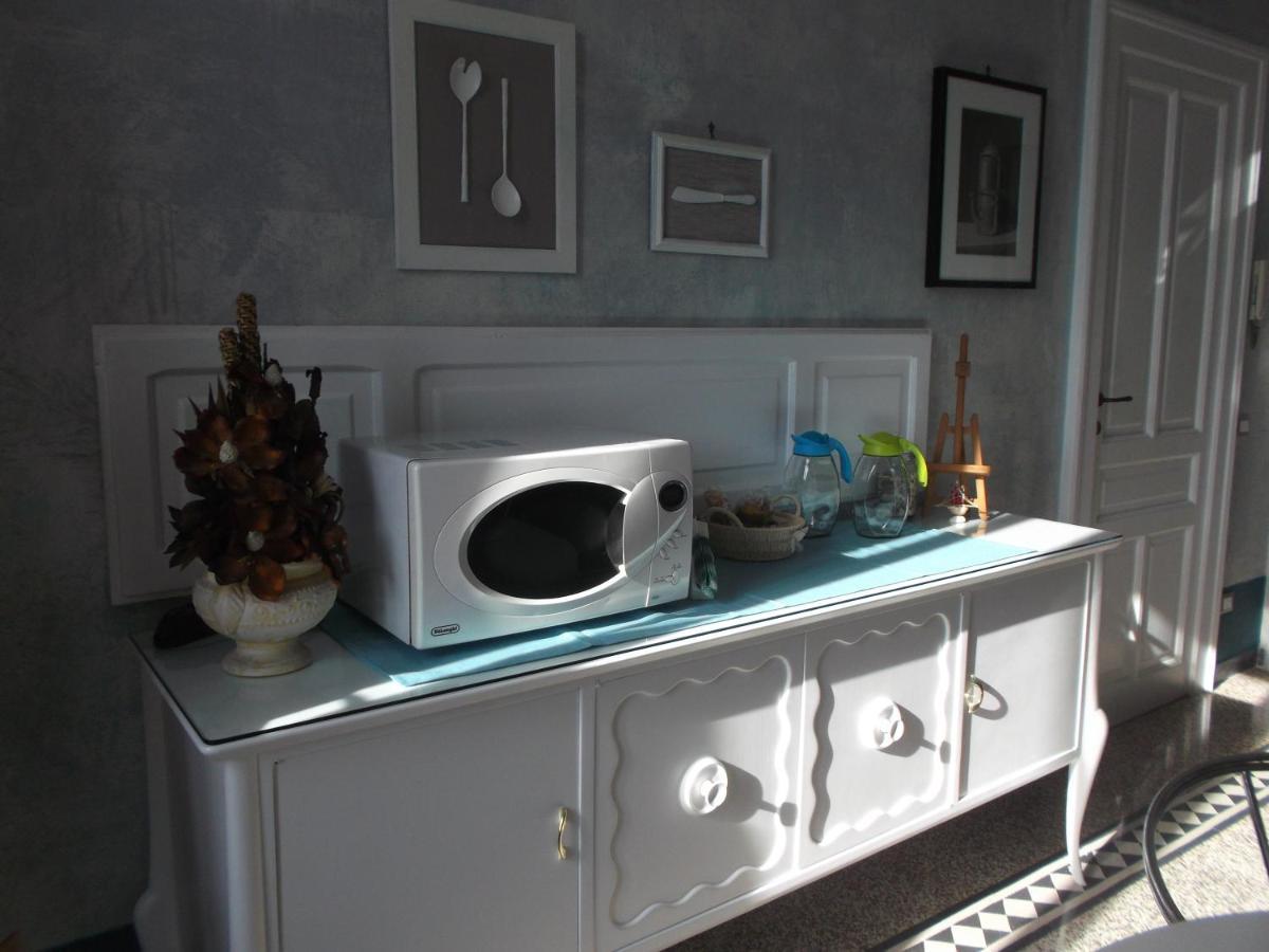 Primo Posto Bed and Breakfast Salerno Exteriör bild