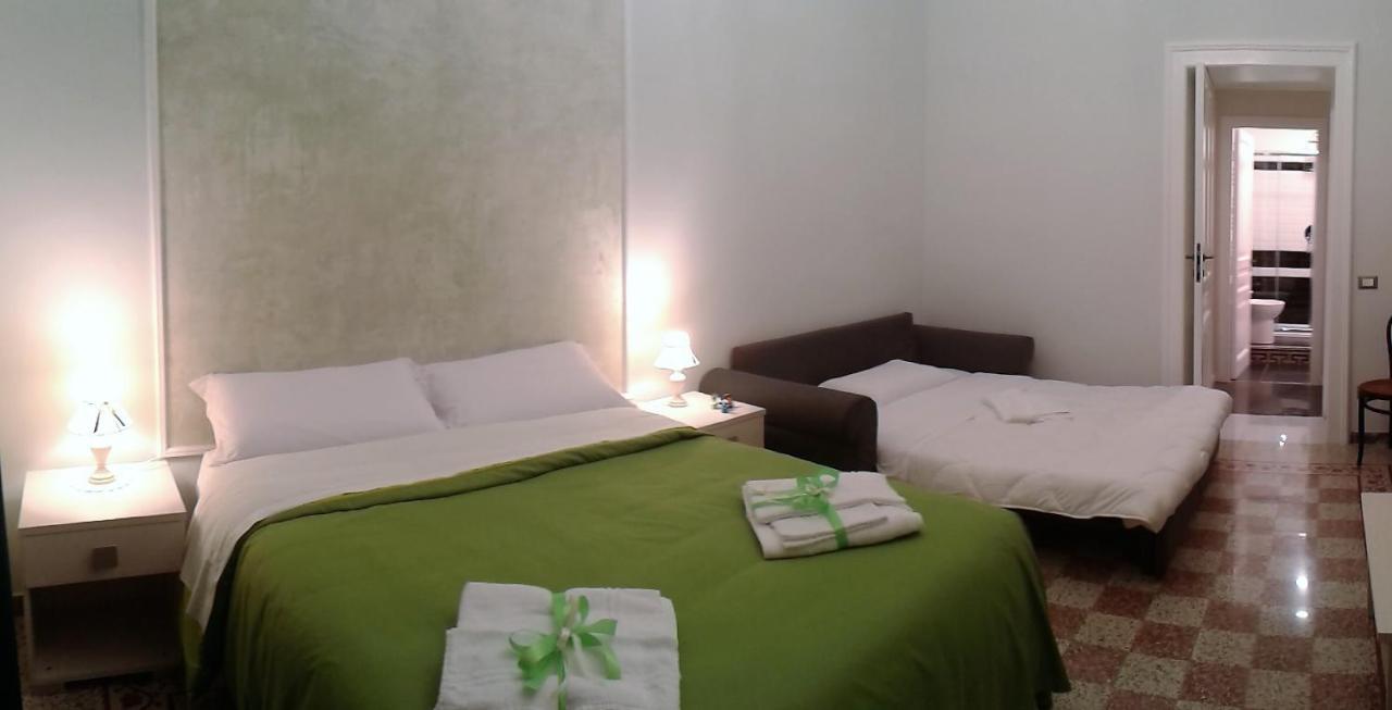 Primo Posto Bed and Breakfast Salerno Exteriör bild