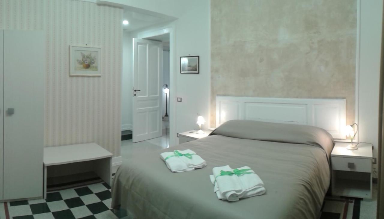 Primo Posto Bed and Breakfast Salerno Exteriör bild