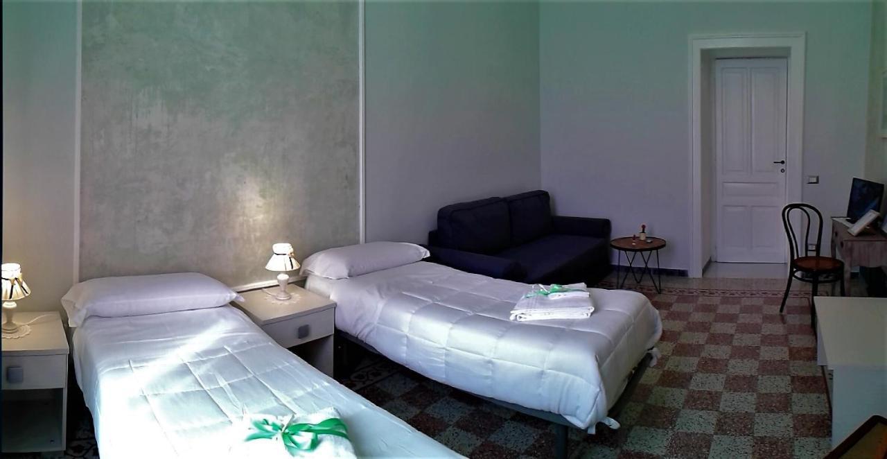 Primo Posto Bed and Breakfast Salerno Exteriör bild